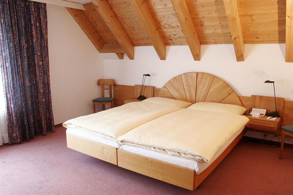 Typically Swiss Hotel Altana Scuol Exterior photo